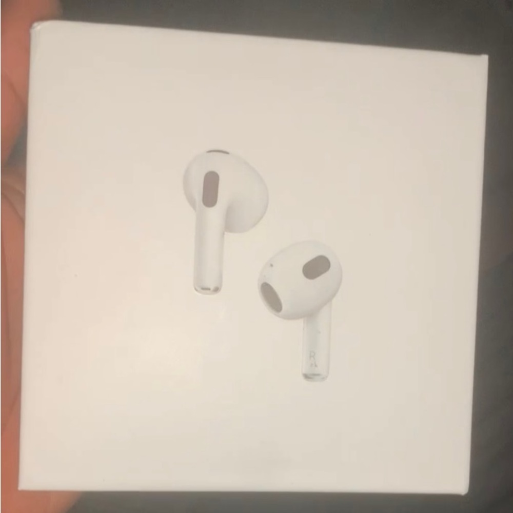 AirPods gen 3